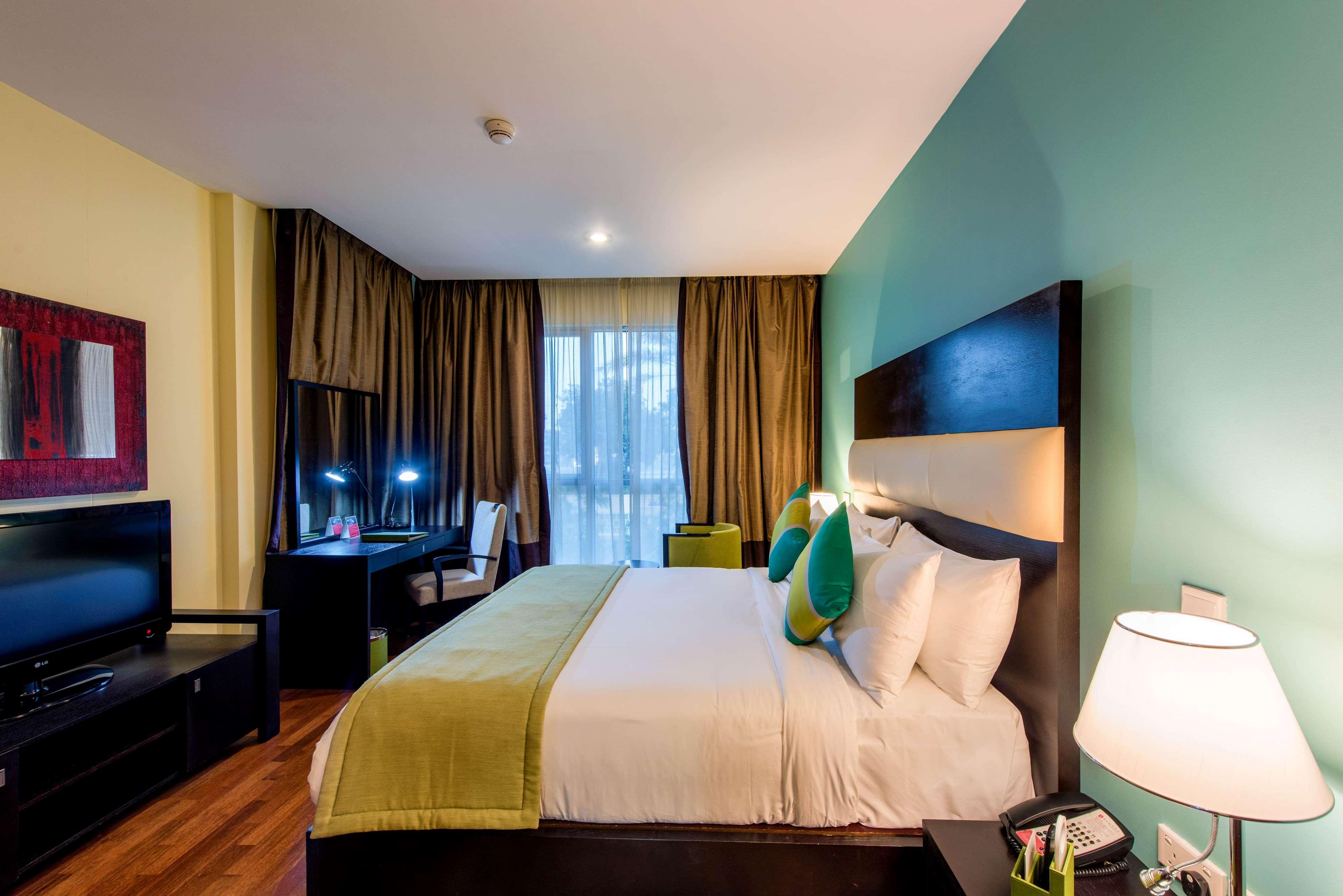 Ramada By Wyndham Downtown Aparthotel 4*